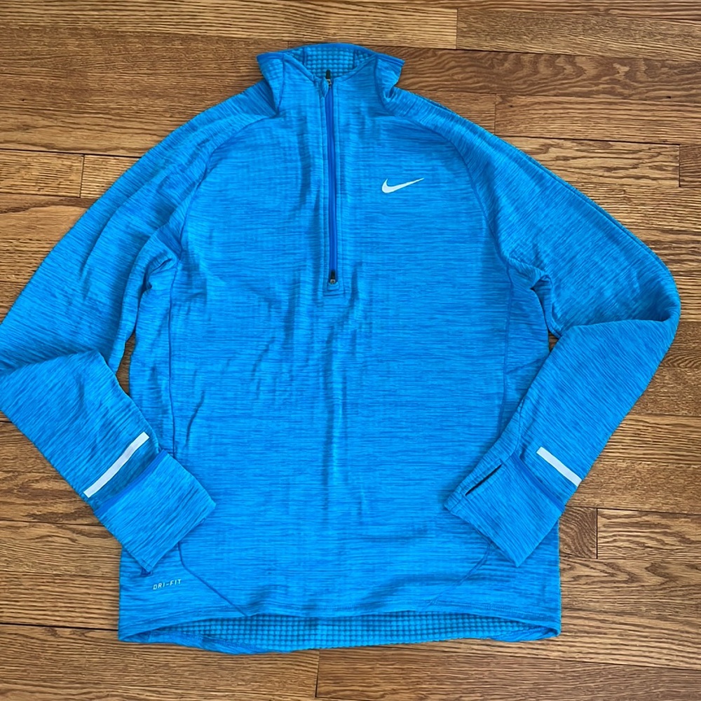 Nike Dri Fit Men’s half zip Shirt in Blue, size M